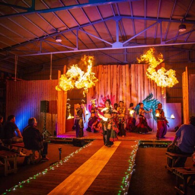 火付盗賊のファイアーパフォーマンス