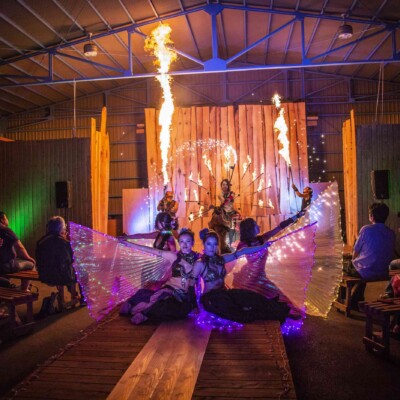 火付盗賊のファイアーパフォーマンス