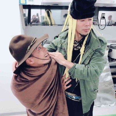 白龍ホールの公演で使ったメーテルと哲郎のコスプレ