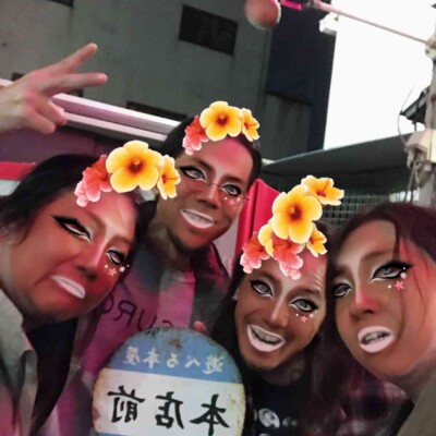 名古屋のビレッジバンガード本店前で、ガングロアプリ