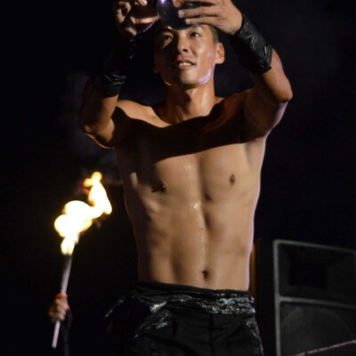 コンタクトジャグリング 西武園遊園地のビアガーデンで花火大会後にファイアーショー