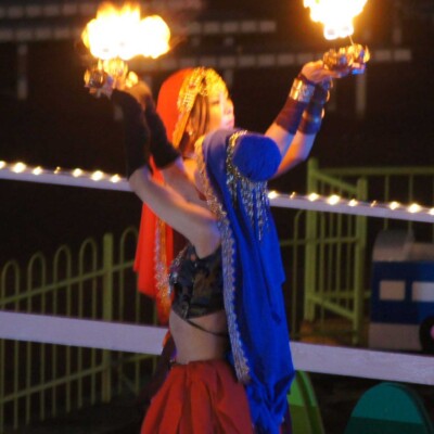 西武園遊園地のビアガーデンで花火大会後にファイアーショー
