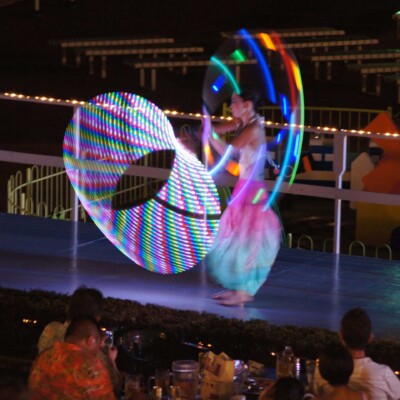 西武園遊園地のビアガーデンで花火大会後にファイアーショー