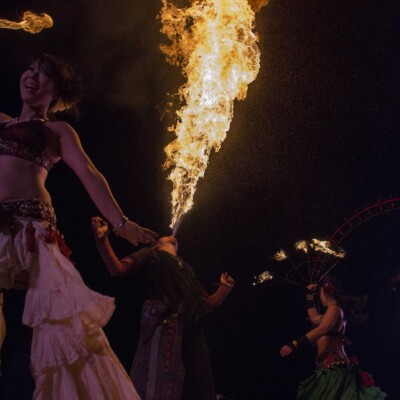 西武園遊園地のビアガーデンで花火大会後にファイアーショー