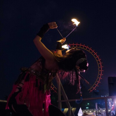 西武園遊園地のビアガーデンで花火大会後にファイアーショー