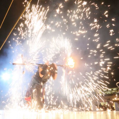 西武園遊園地のビアガーデンで花火大会後にファイアーショー