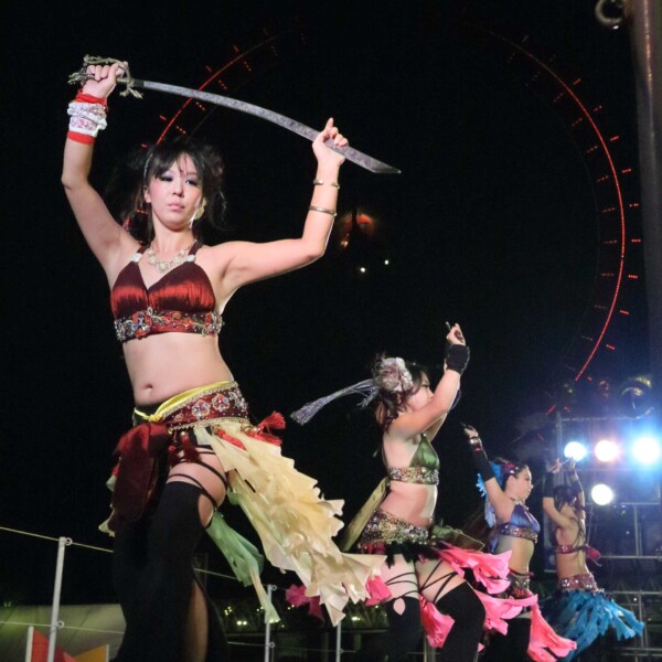 西武園遊園地のビアガーデンで花火大会後にファイアーショー