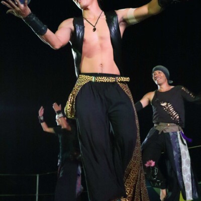 コンタクトジャグリング 西武園遊園地のビアガーデンで花火大会後にファイアーショー