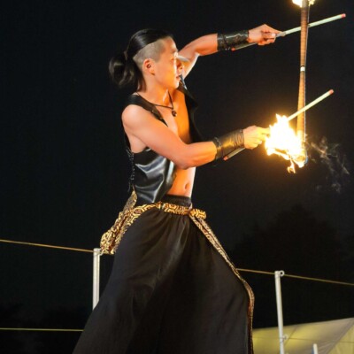 西武園遊園地のビアガーデンで花火大会後にファイアーショー