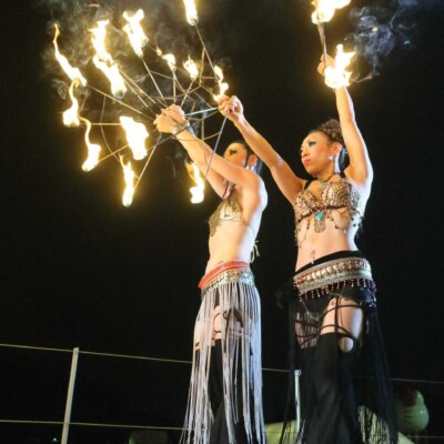 西武園遊園地のビアガーデンで花火大会後にファイアーショー