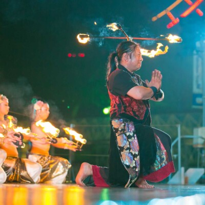西武園遊園地のビアガーデンで花火大会後にファイアーショー