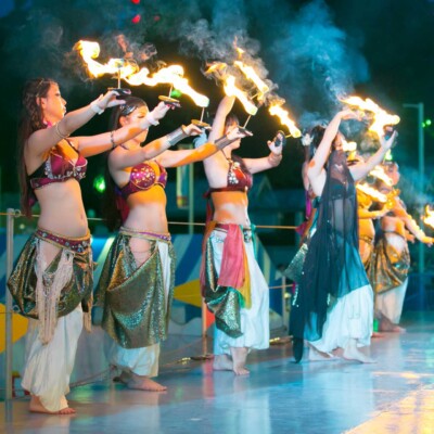 西武園遊園地のビアガーデンで花火大会後にファイアーアラビアンナイト