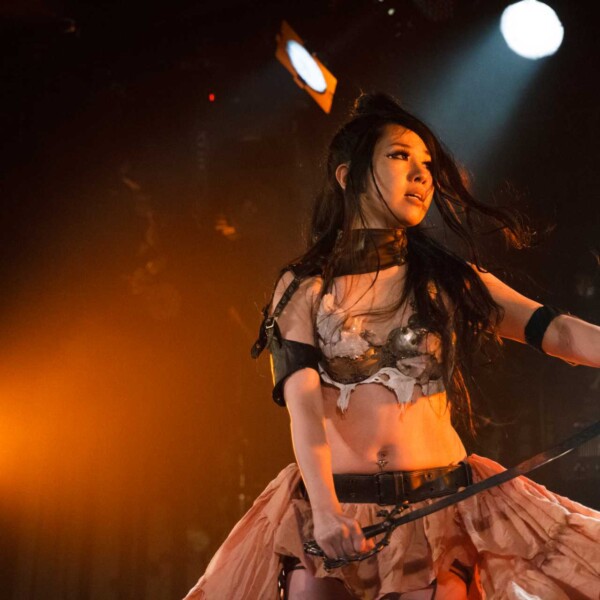 ベリーダンスソードダンス