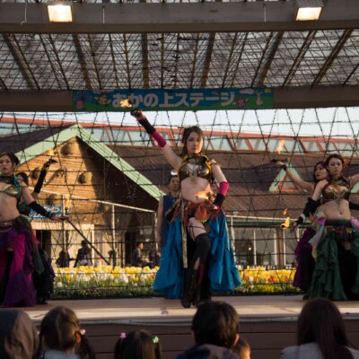 ベリーダンスとファイアーパフォーマンス