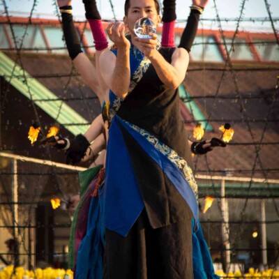 ベリーダンスとファイアーパフォーマンス