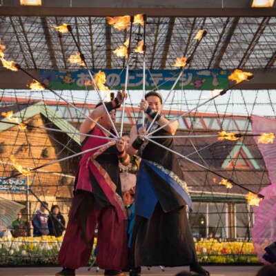 ベリーダンスとファイアーパフォーマンス