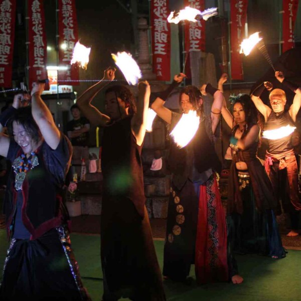 大須大道町人祭で火付盗賊ファイアーパフォーマンス
