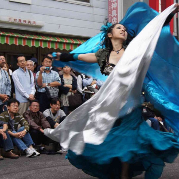 大須大道町人祭で火付盗賊ファイアーパフォーマンス