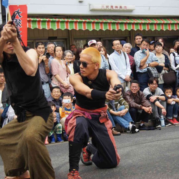 大須大道町人祭で火付盗賊ファイアーパフォーマンス