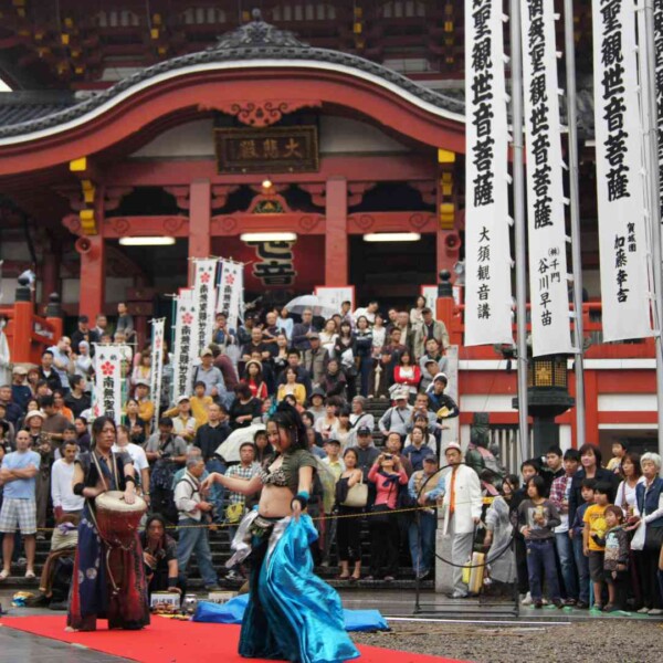 大須大道町人祭で火付盗賊ファイアーパフォーマンス