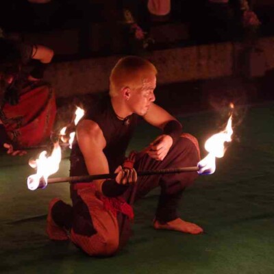 大須大道町人祭で火付盗賊ファイアーパフォーマンス