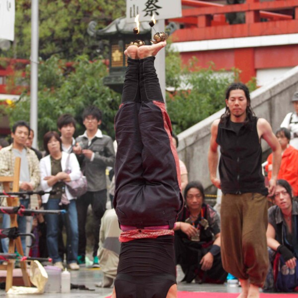大須大道町人祭で火付盗賊ファイアーパフォーマンス