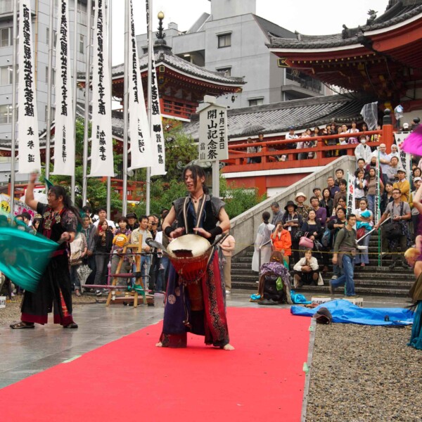大須大道町人祭で火付盗賊ファイアーパフォーマンス