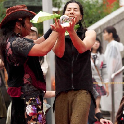 おこたんぺコンタクトジャグリング 大須大道町人祭で火付盗賊ファイアーパフォーマンス