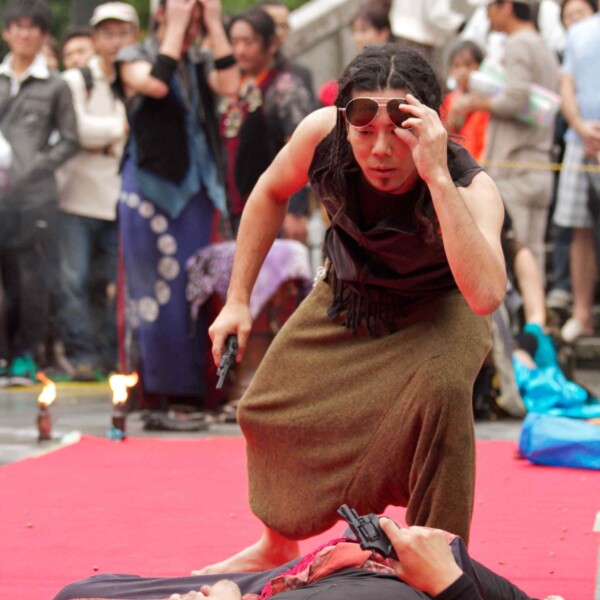 大須大道町人祭で火付盗賊ファイアーパフォーマンス