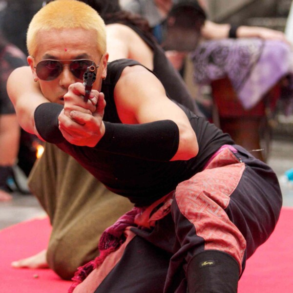 大須大道町人祭で火付盗賊ファイアーパフォーマンス