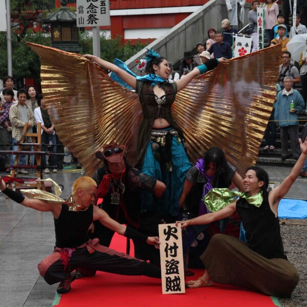 大須大道町人祭で火付盗賊ファイアーパフォーマンス