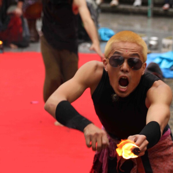 大須大道町人祭で火付盗賊ファイアーパフォーマンス