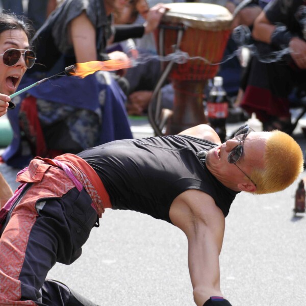大須大道町人祭で火付盗賊ファイアーパフォーマンス