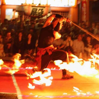 大須大道町人祭で火付盗賊ファイアーパフォーマンス