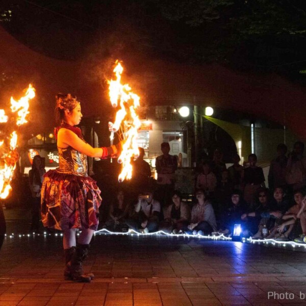 千葉中央公園で火付盗賊ファイアーパフォーマンス