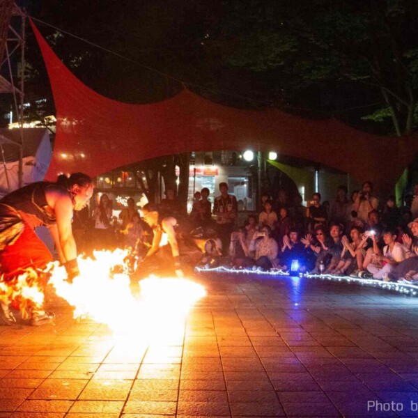 千葉中央公園で火付盗賊ファイアーパフォーマンス