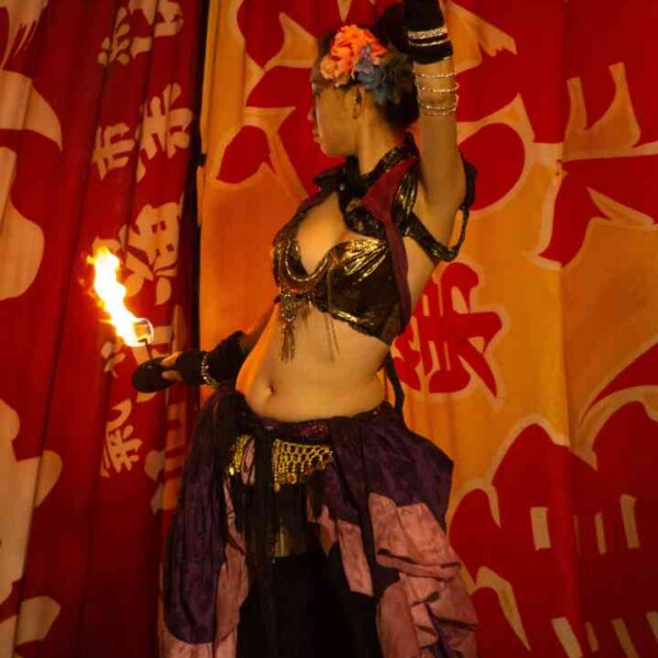 パームトーチ 気仙沼みなとまつりでファイアーパフォーマンス