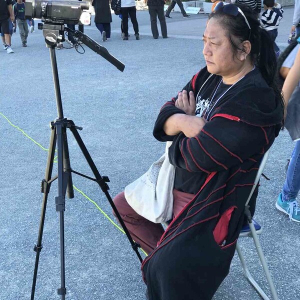 ゆめ花博で開催されたゆめ花大道芸でセイムセイムの大道芸