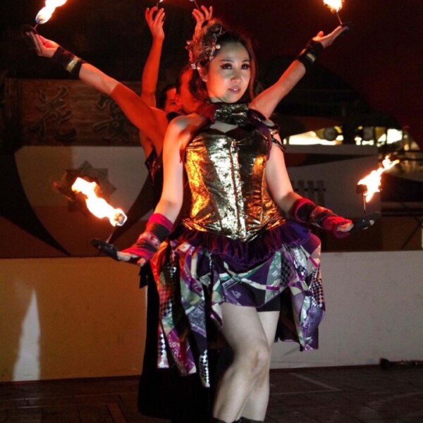 千葉中央公園で火付盗賊ファイアーパフォーマンス