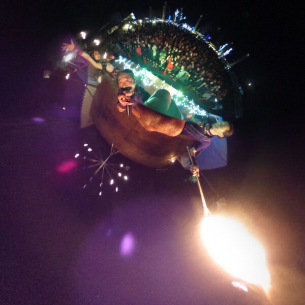 あすたむらんどでクリスマスのファイアーショー