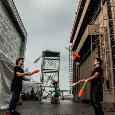 韓国のファイアーフェスティバルのバックステージ