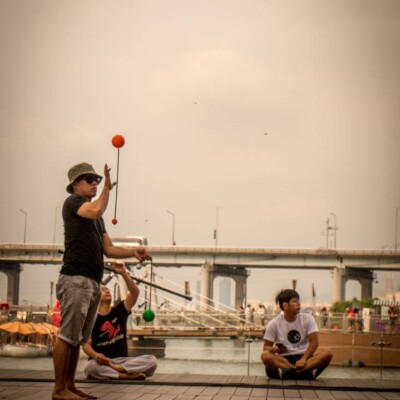 韓国のファイアーフェスティバルのバックステージ