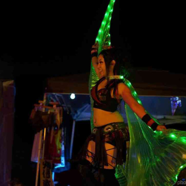 豊橋のベリーダンスイベントでファイアーショー