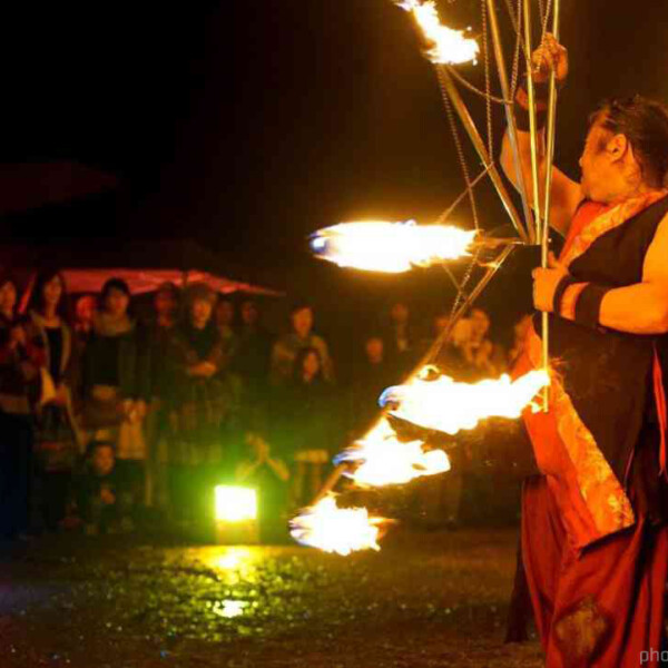 豊橋のベリーダンスイベントでファイアーショー