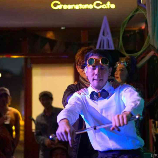 豊橋のベリーダンスイベントでジャグリング