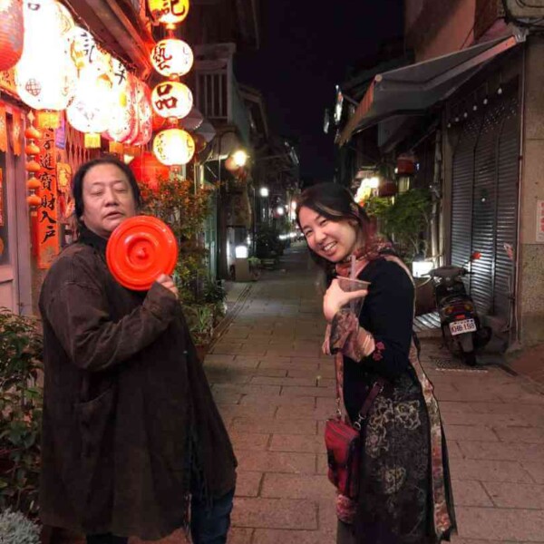 1泊3日の強行スケジュール。せめてもの台南観光。夜中なのでお店ほぼ閉まってます 夜の神農街