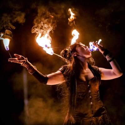 火付盗賊イヨイヨのアーティストフォト