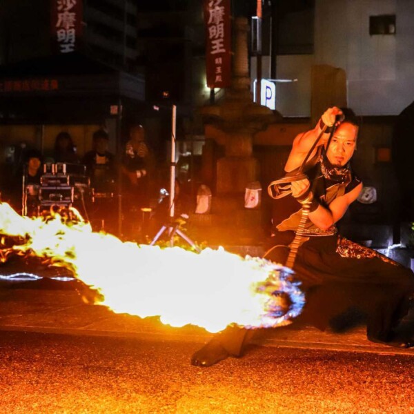 ファイアー分銅 大須大道町人祭でファイアー大道芸