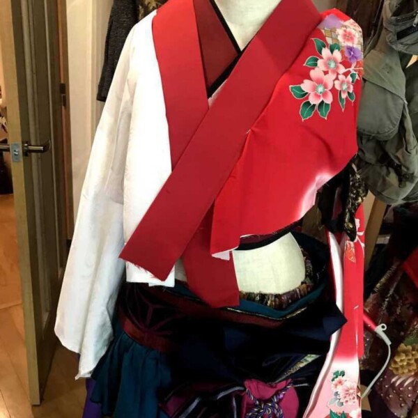 和風ベリーダンスを踊るために和風衣装を作っています。