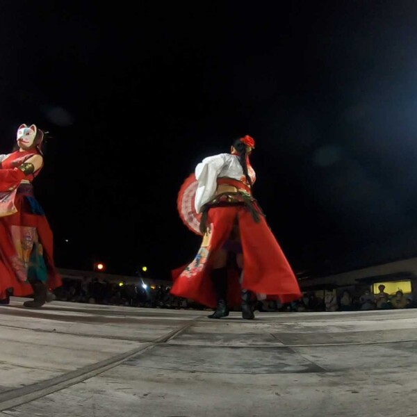 八丈島でベリーダンスを踊る